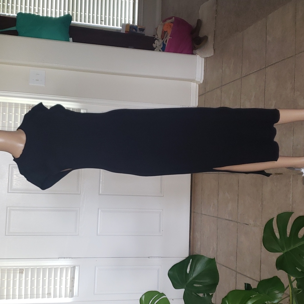 Knititude L Uber soft stretchy sleeveless sweater dress flattering ribs slits